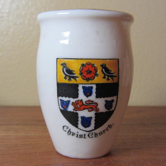W.H. Goss crested heraldry china vintage Christ Church (GC075 Grace) - Picture 1 of 6
